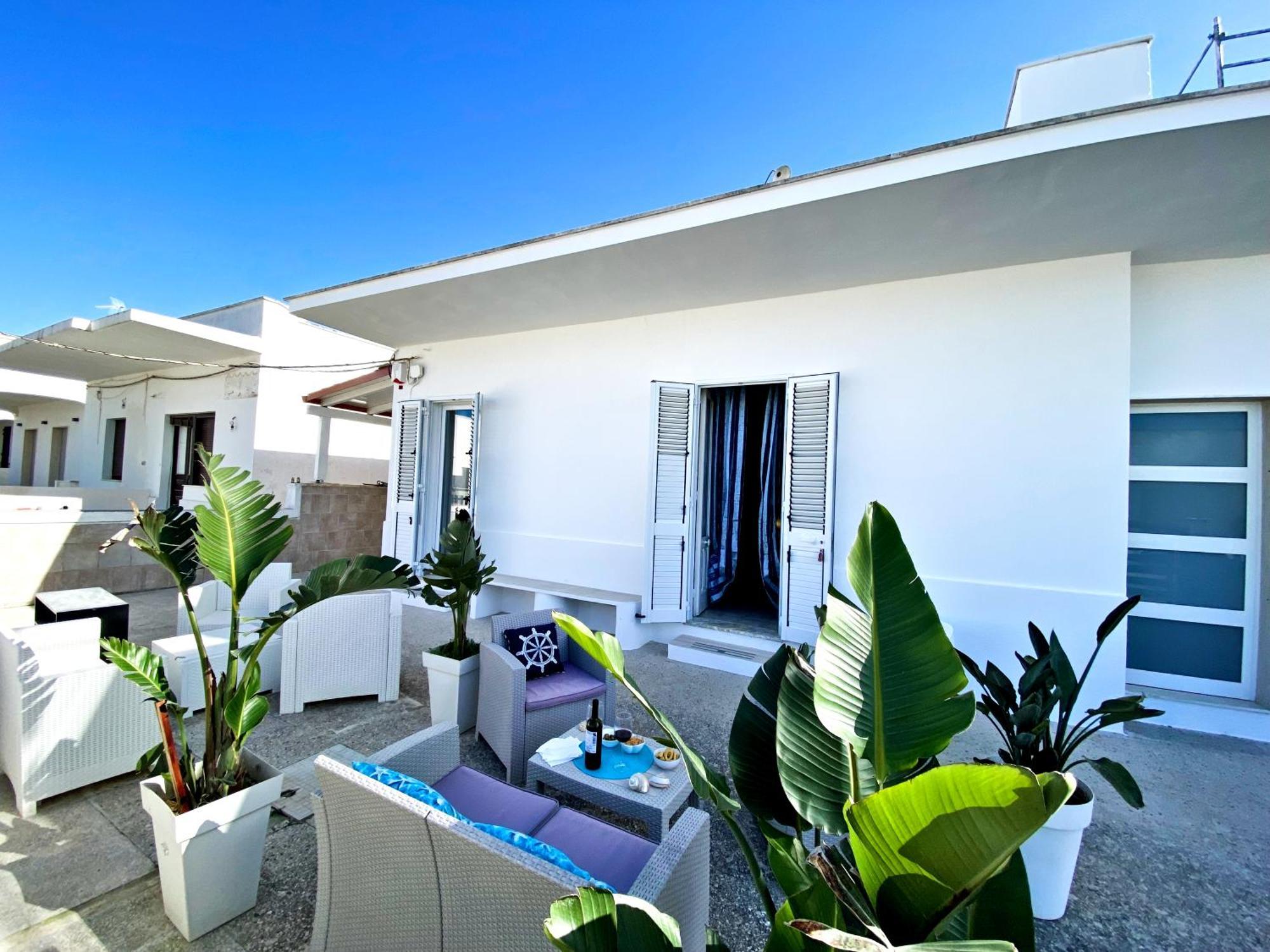 Aria Di Mare Mancaversa - Elegante Appartamento Марина-ди-Манкаверса Экстерьер фото
